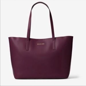 Michael Kors Emry Tote with dust bag